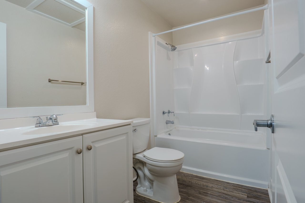 21415 Russell Dr. Unit-B 