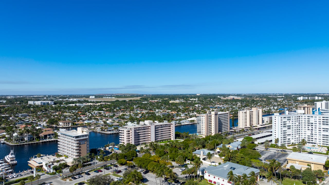 W Pompano Beach Hotel & Residences