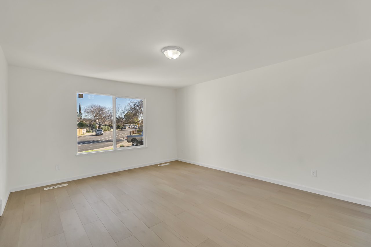 7422 PALMER HOUSE DR