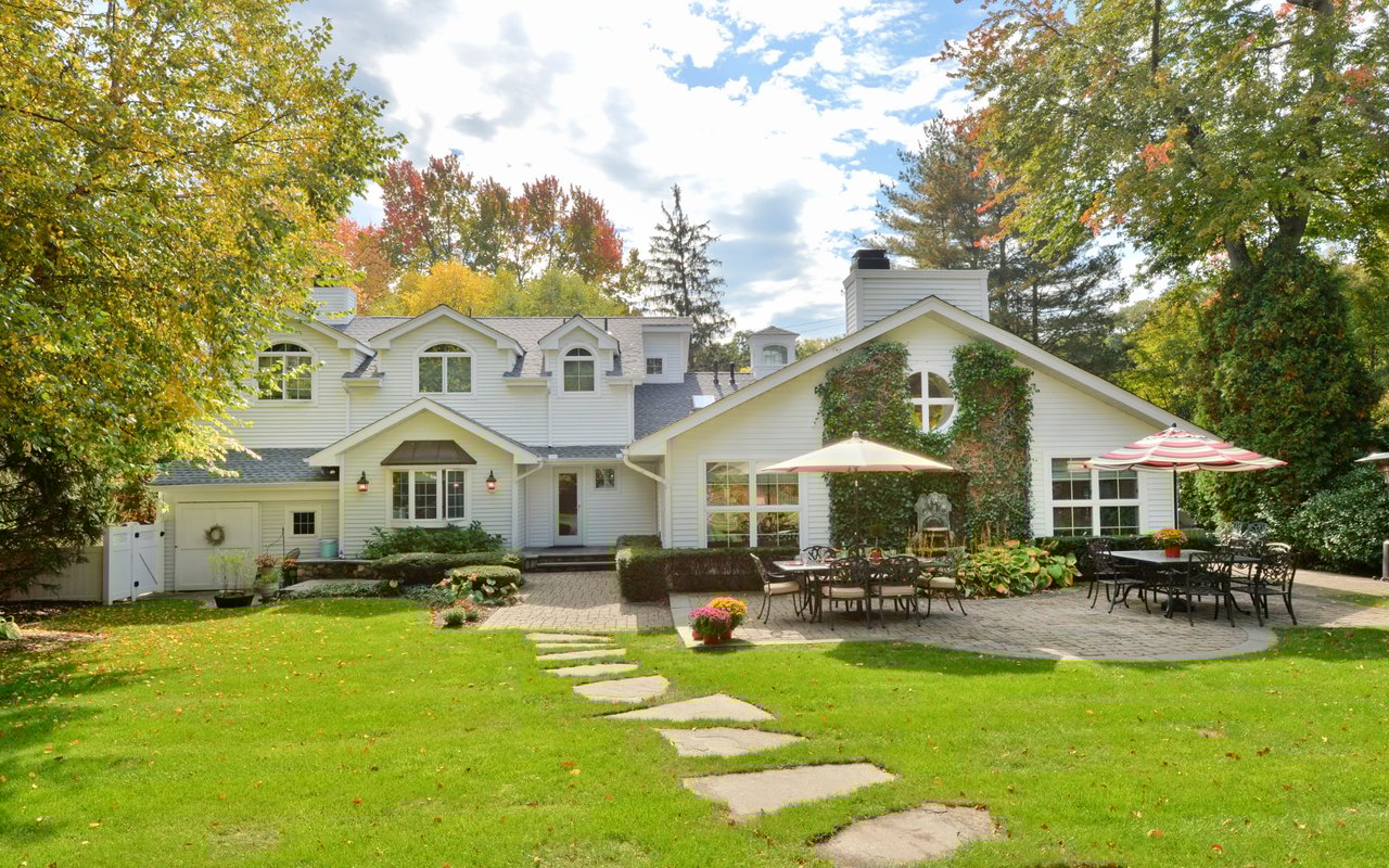 32 Ivers Rd