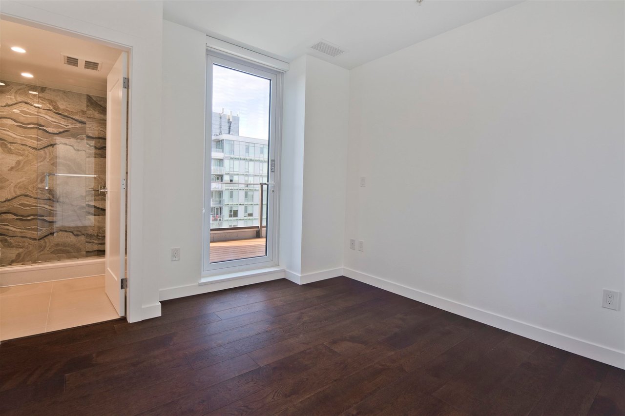 2102-5629 Birney Ave