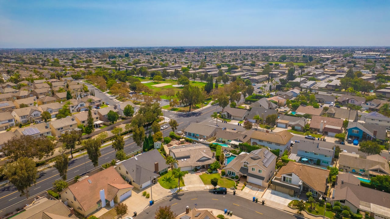 5 Things You Must Know About Buying a Home in Orange County This Summer