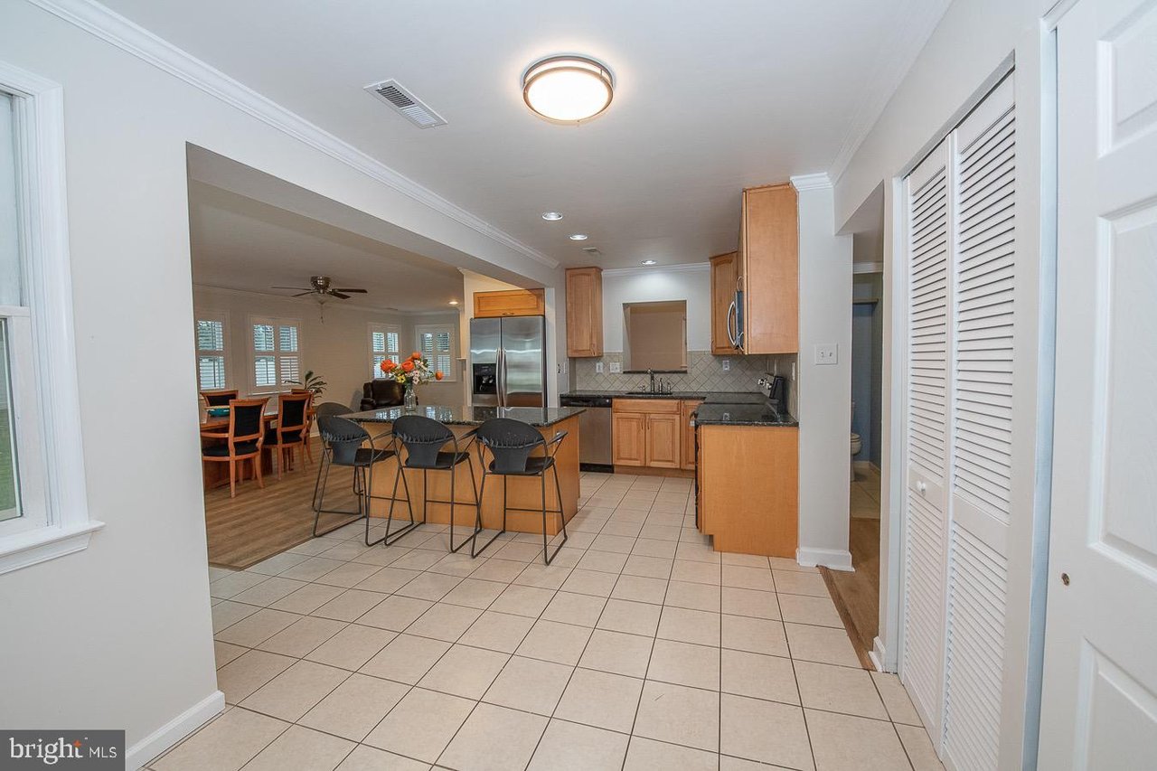 82 Woodbine Way