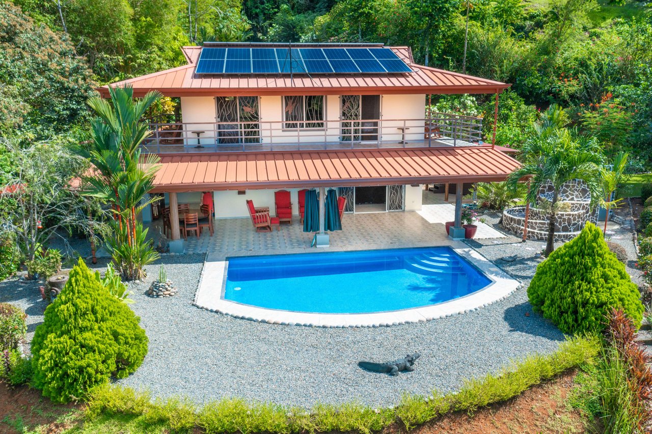 Secluded Dream Home in Costa Rica – Mountain Views, Pool & Sustainable Living