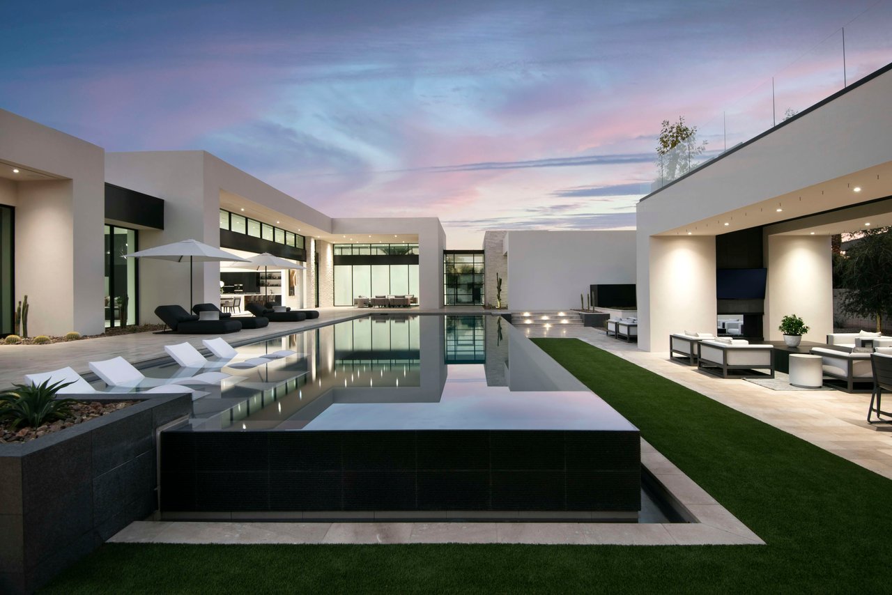 Modern luxury home Paradise Valley, Arizona
