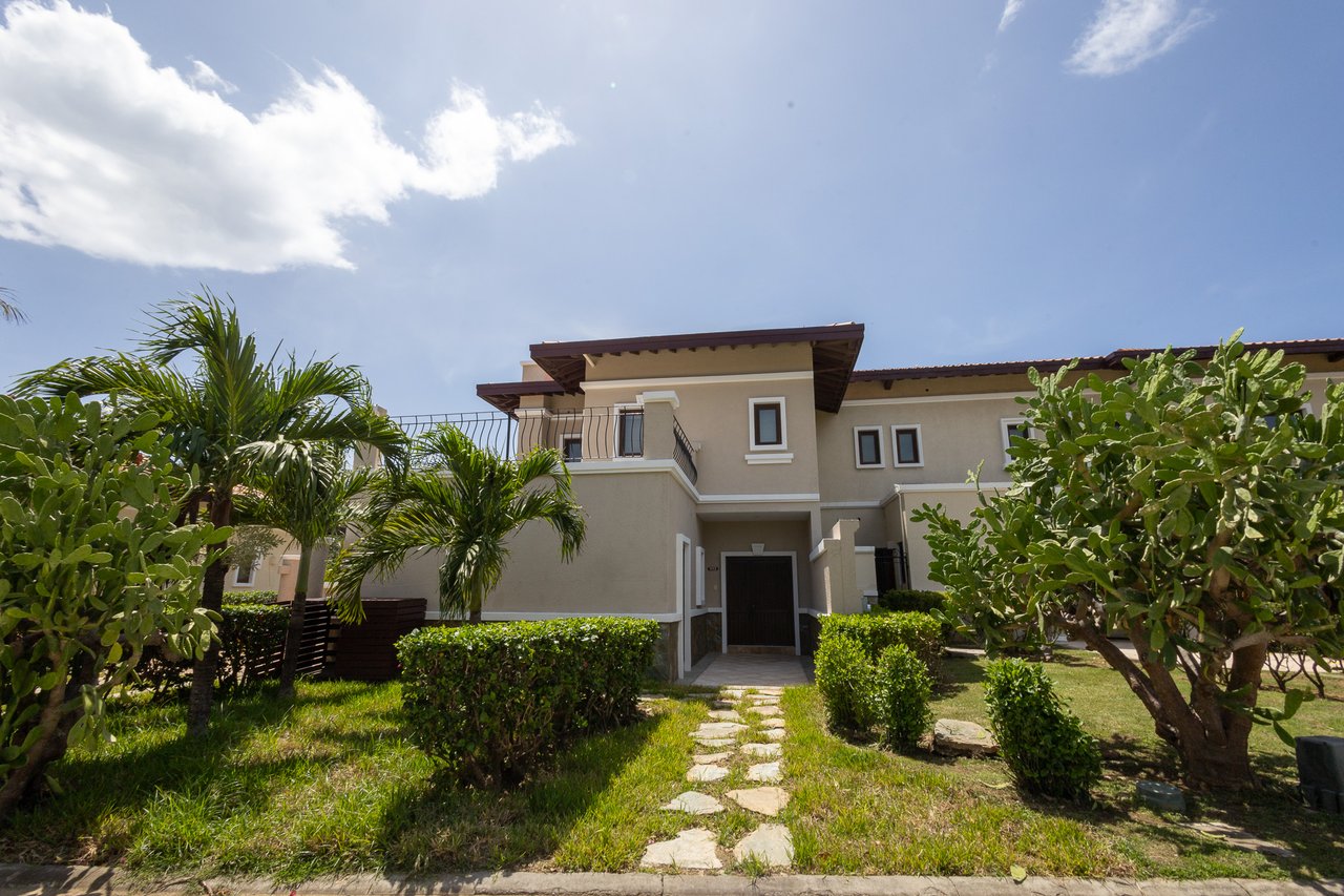 Pearl Ct., Villa 1103