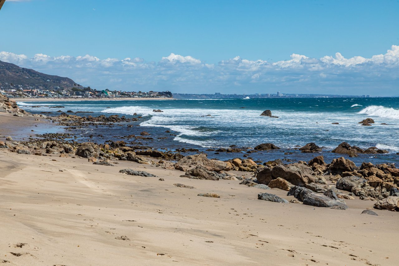 24236 Malibu Rd