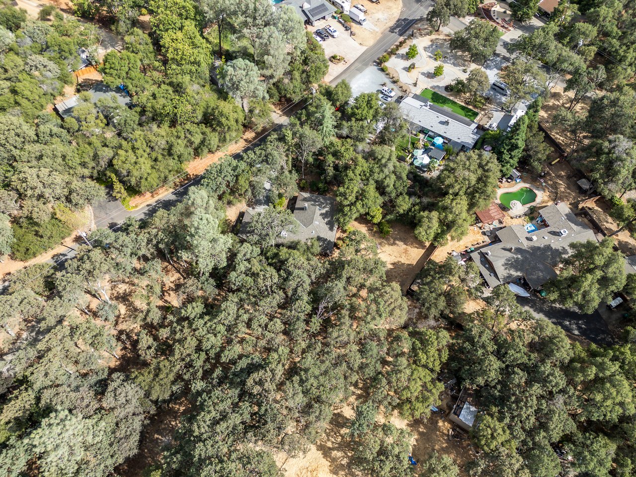 6321 Zamora Dr