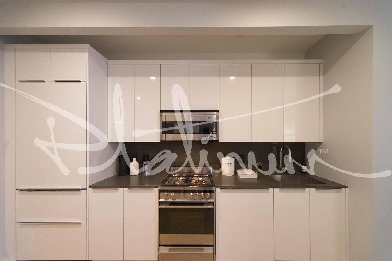 180 Water Street, Apt 901