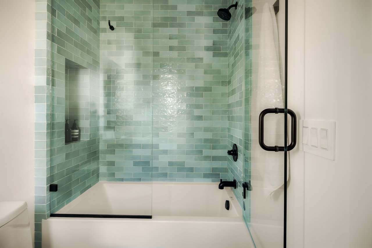 4261 Denny Ave, Toluca Lake 