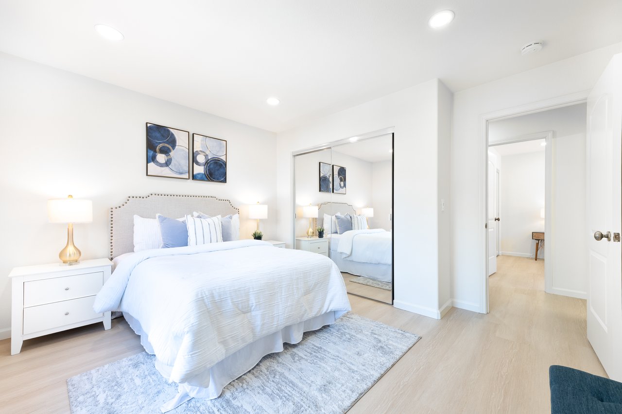 5947 Pala Mesa Dr