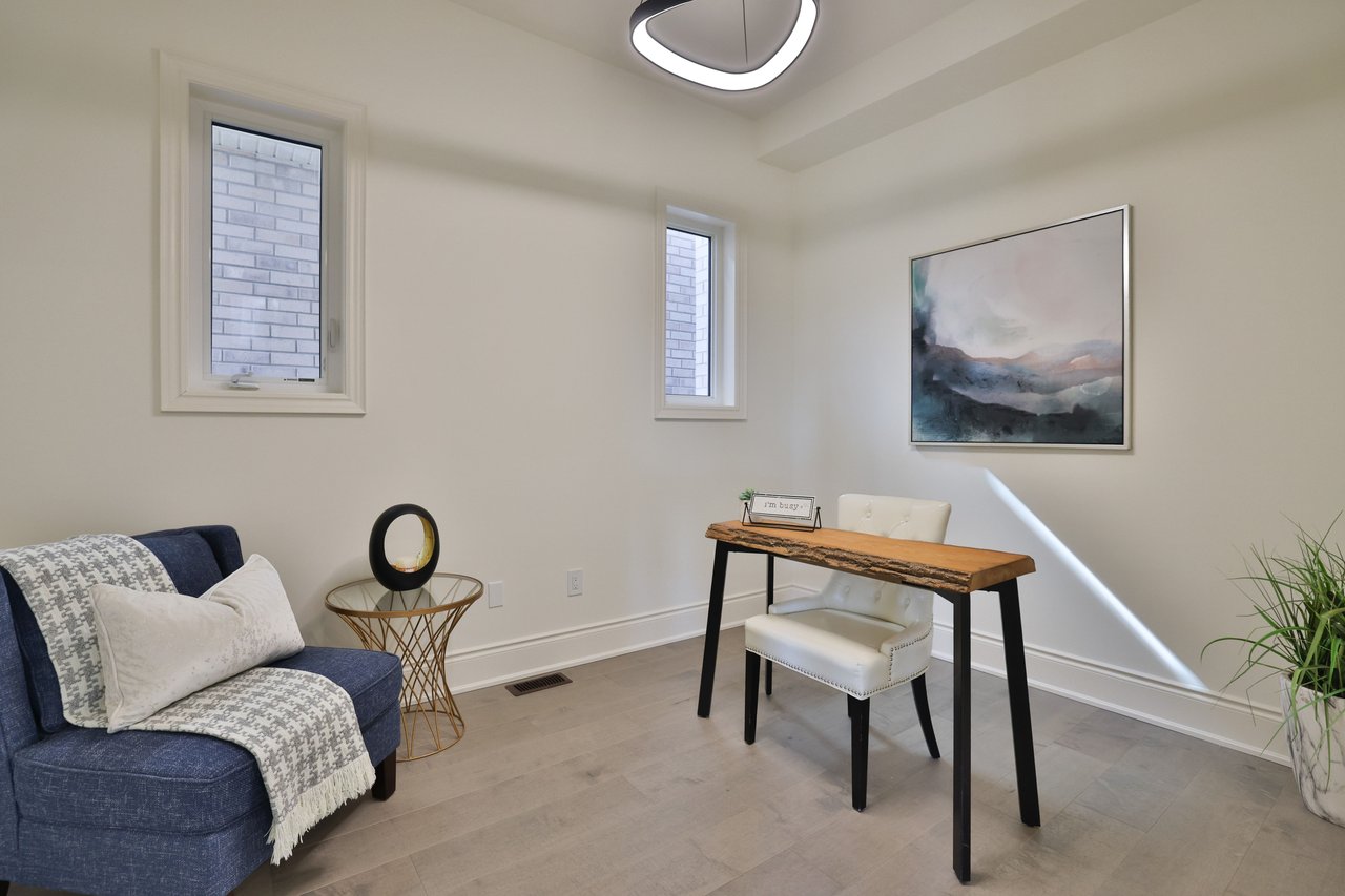 37 North Park Boulevard, Oakville