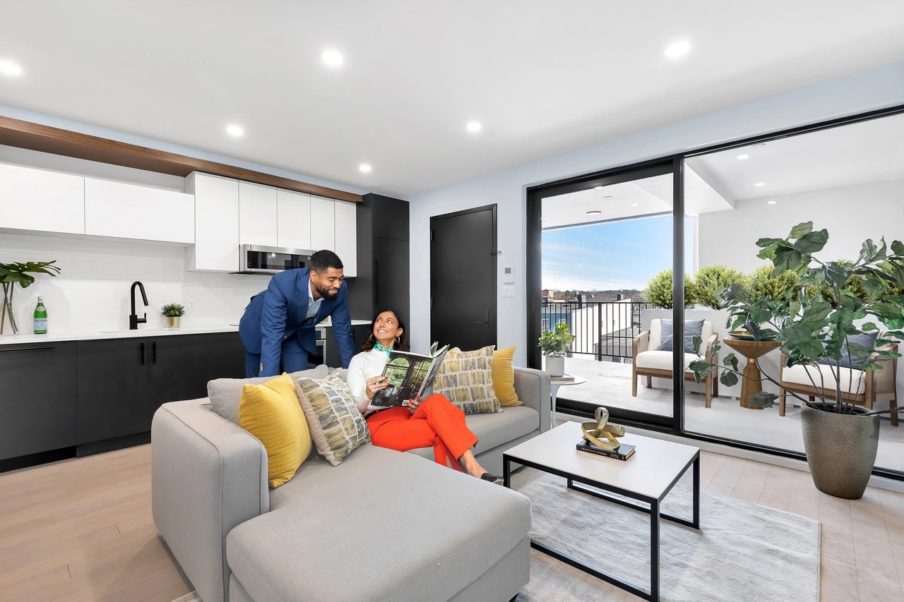 511 Evergreen Ave #4C