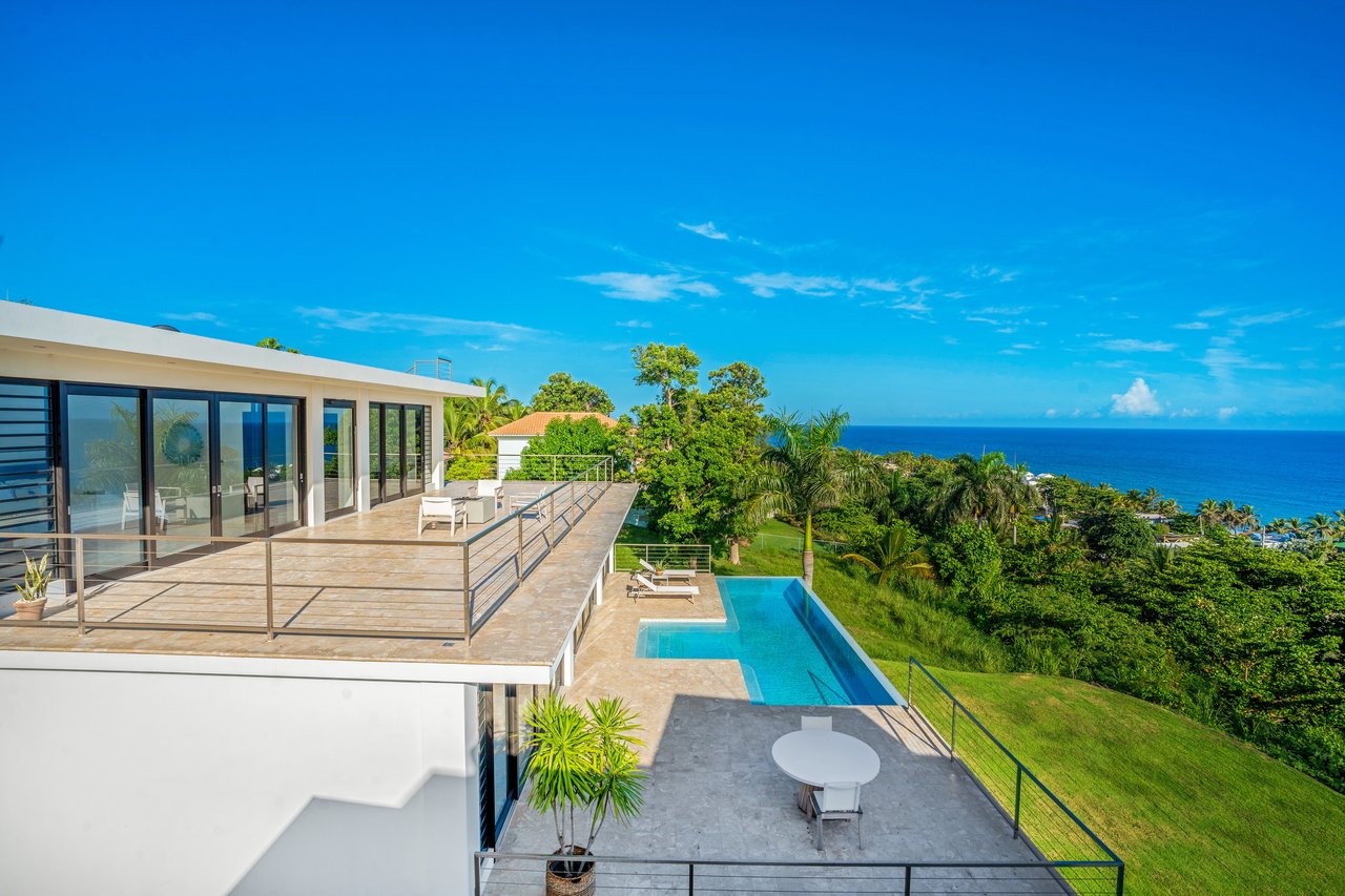 Casa Azul, Rincón PR                  Luxury Modern Hilltop & Ocean Views