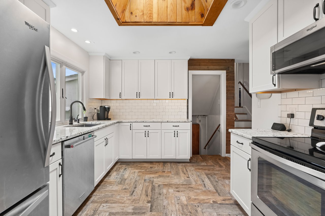 300 South 9th Street