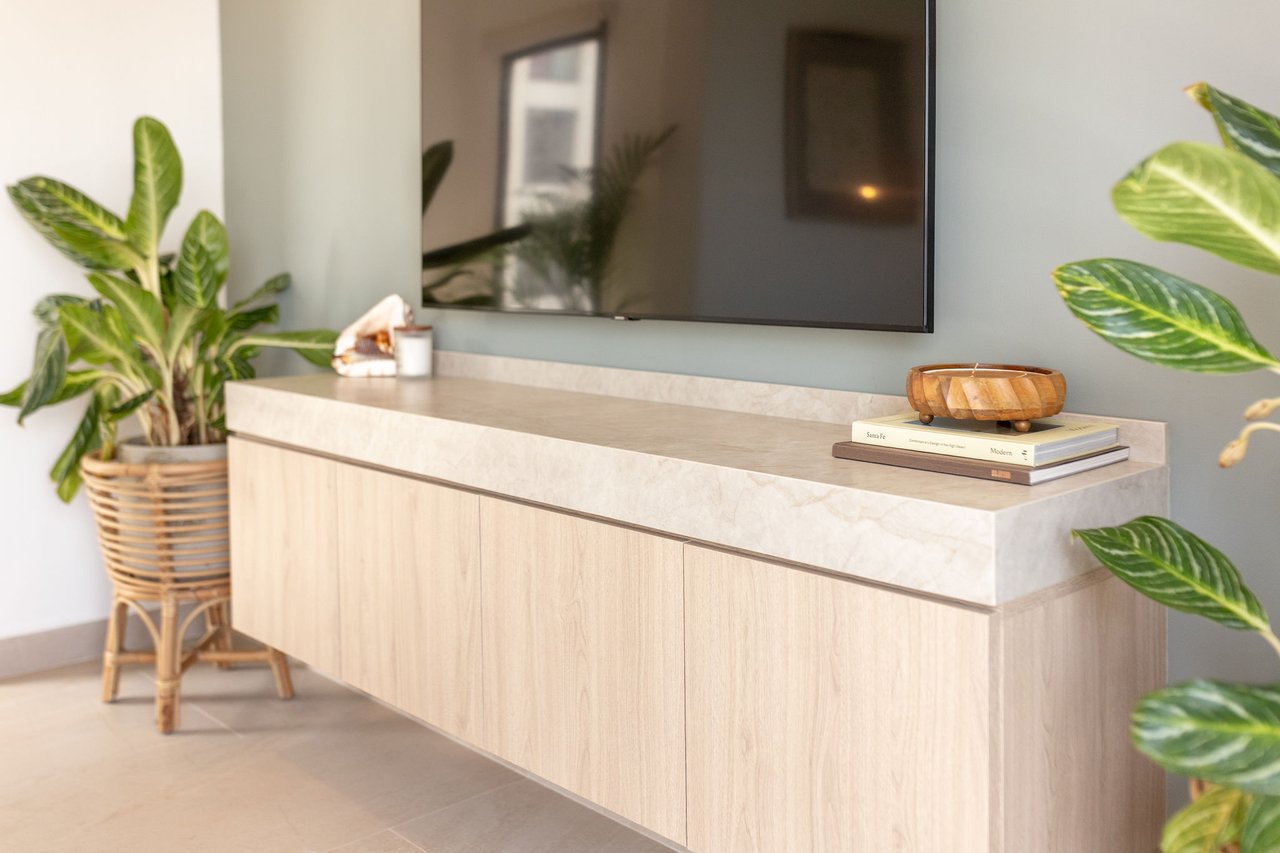 Ocean & Mountain View Modern Beach Condominium 