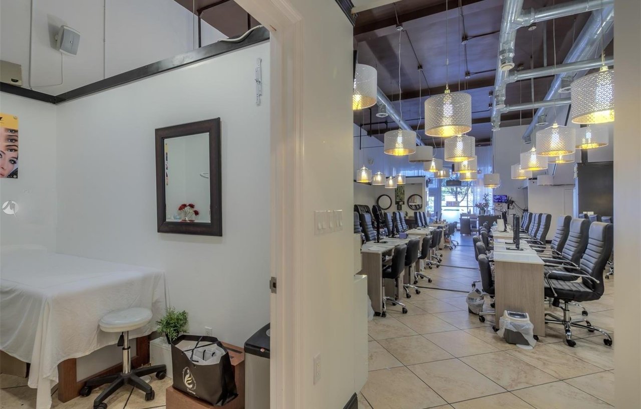 GH Commercial Sells Luxe Miami Beach Nail Salon