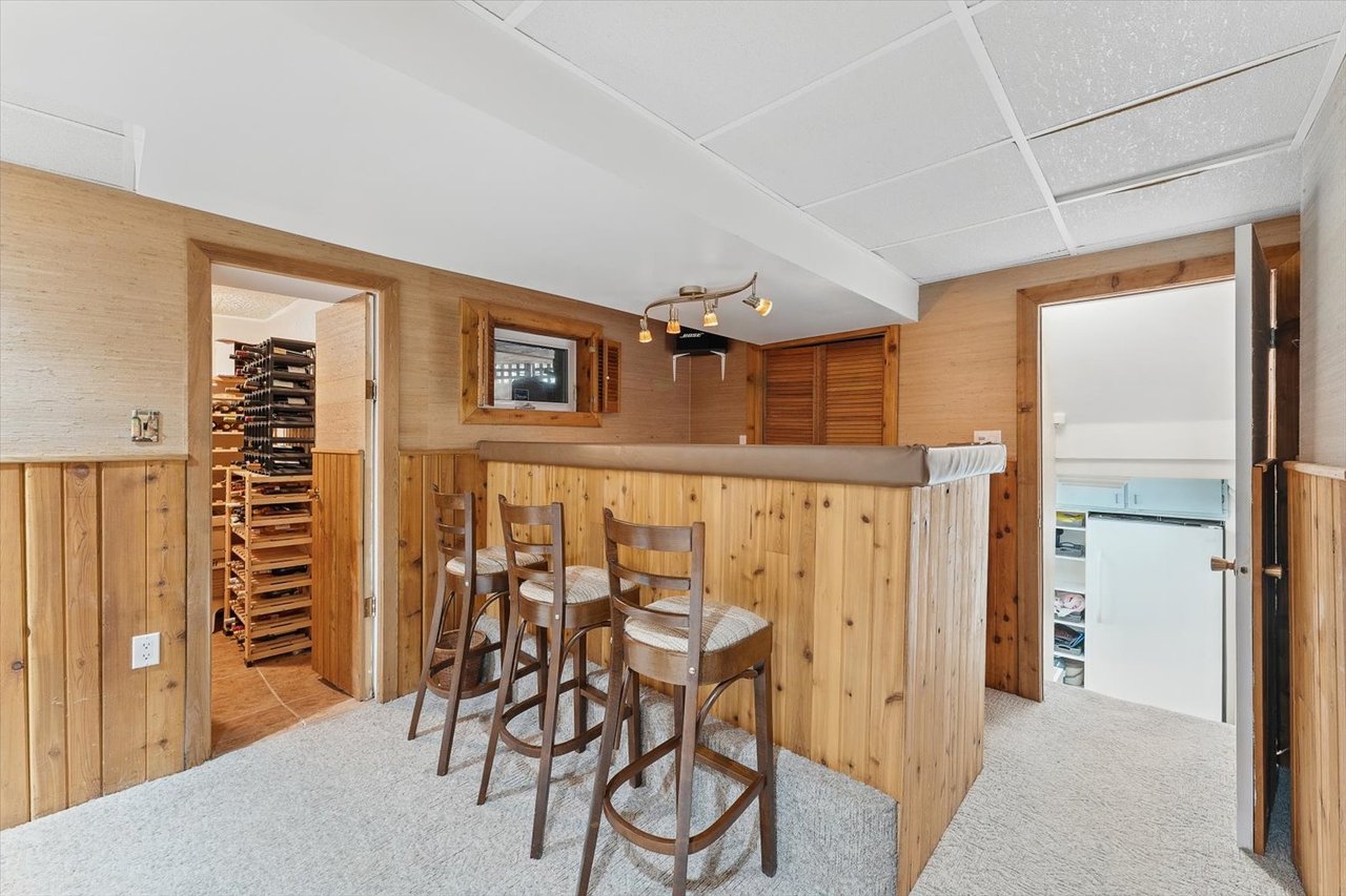 1443 Birchwood Dr