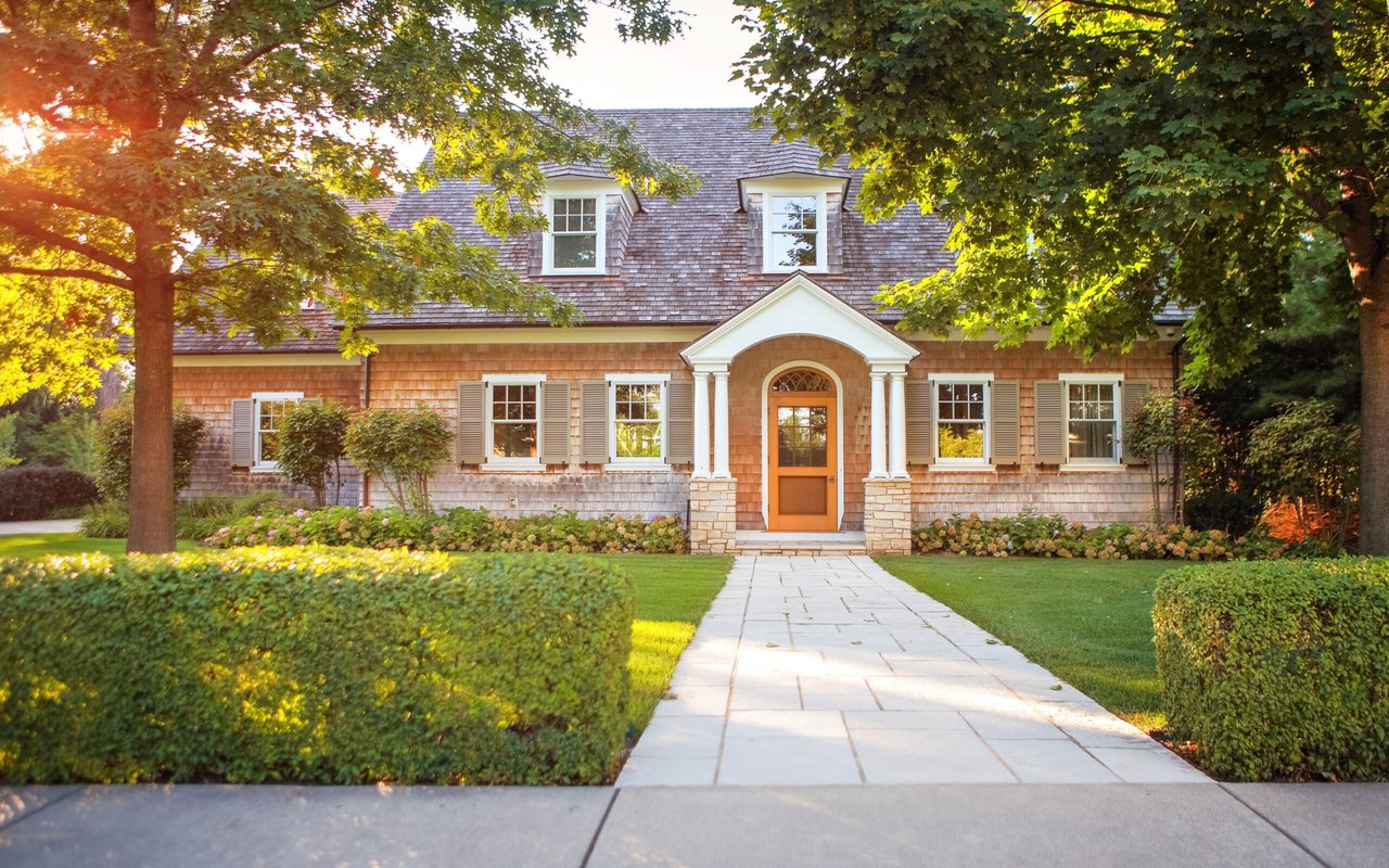 5 Expert Tips for Buying Your First Investment Property