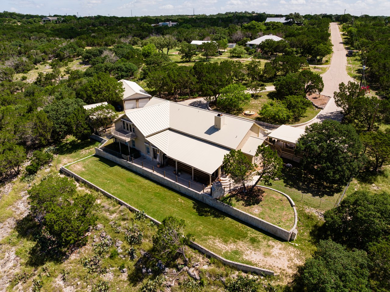 125 Deer Haven