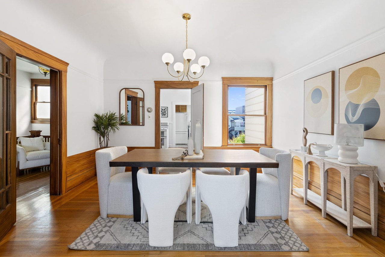 Richmond Duplex with Income Potential