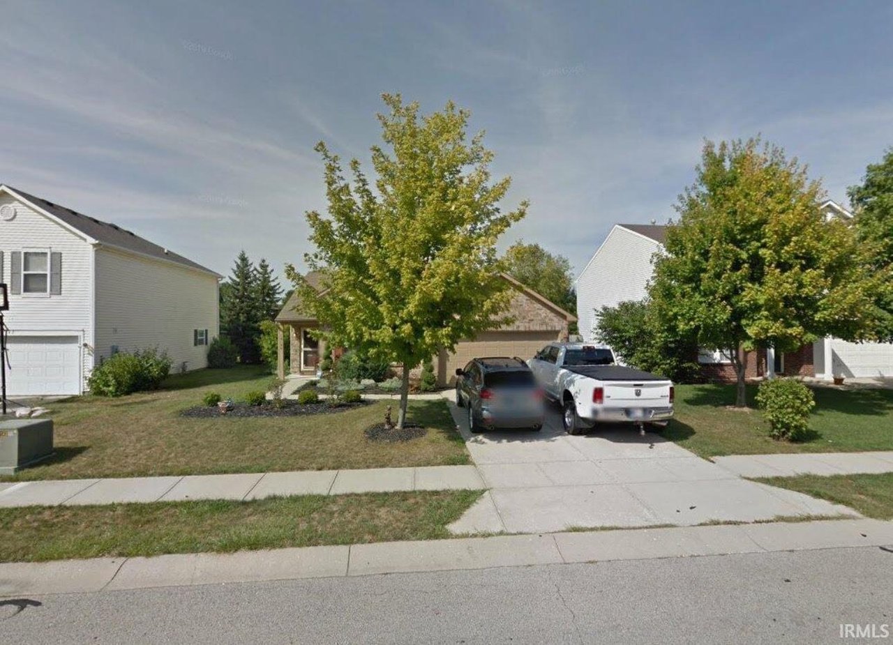 10154 Holly Berry Cir