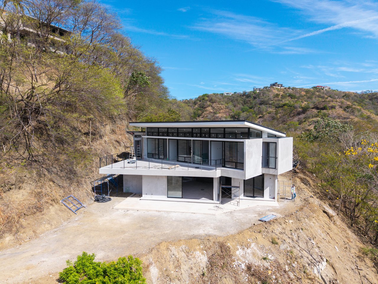 Villa Raoli | Get ready to live in your dream home in the stunning Pacific Heights!