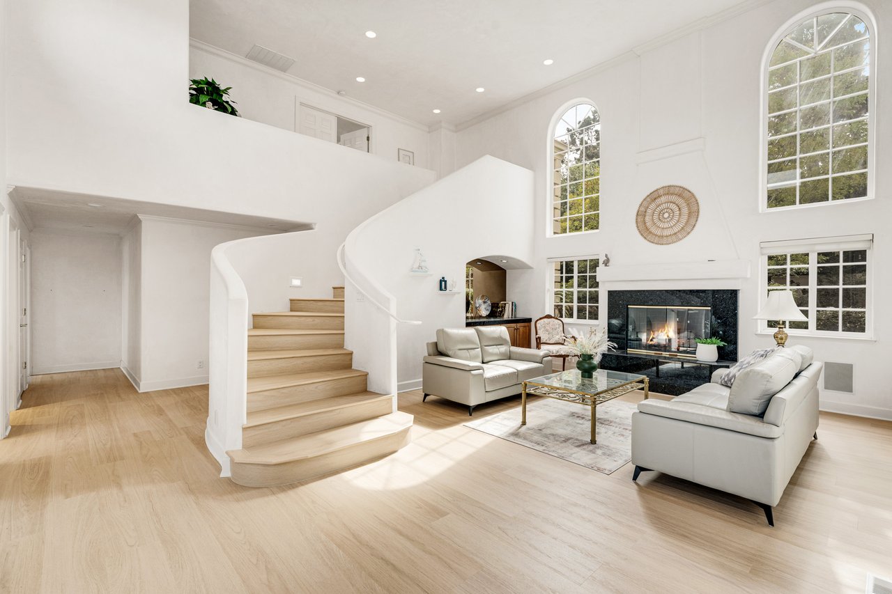 1 Overlook Pl, Monterey
