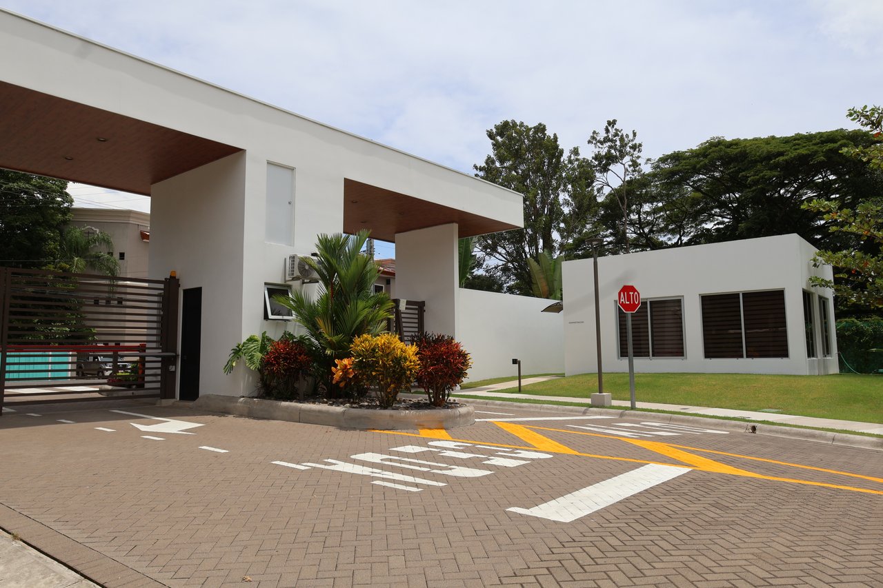 South Jaco Beach Condominiums - Selva Coral 