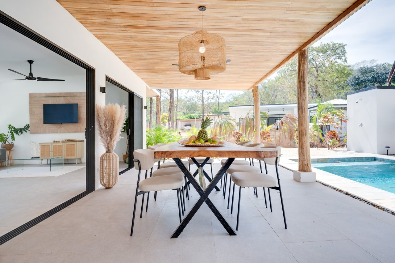 Casa Primos | Modern 3-Bedroom Home in Villareal with Pool, Terrace, and Prime Beach Access
