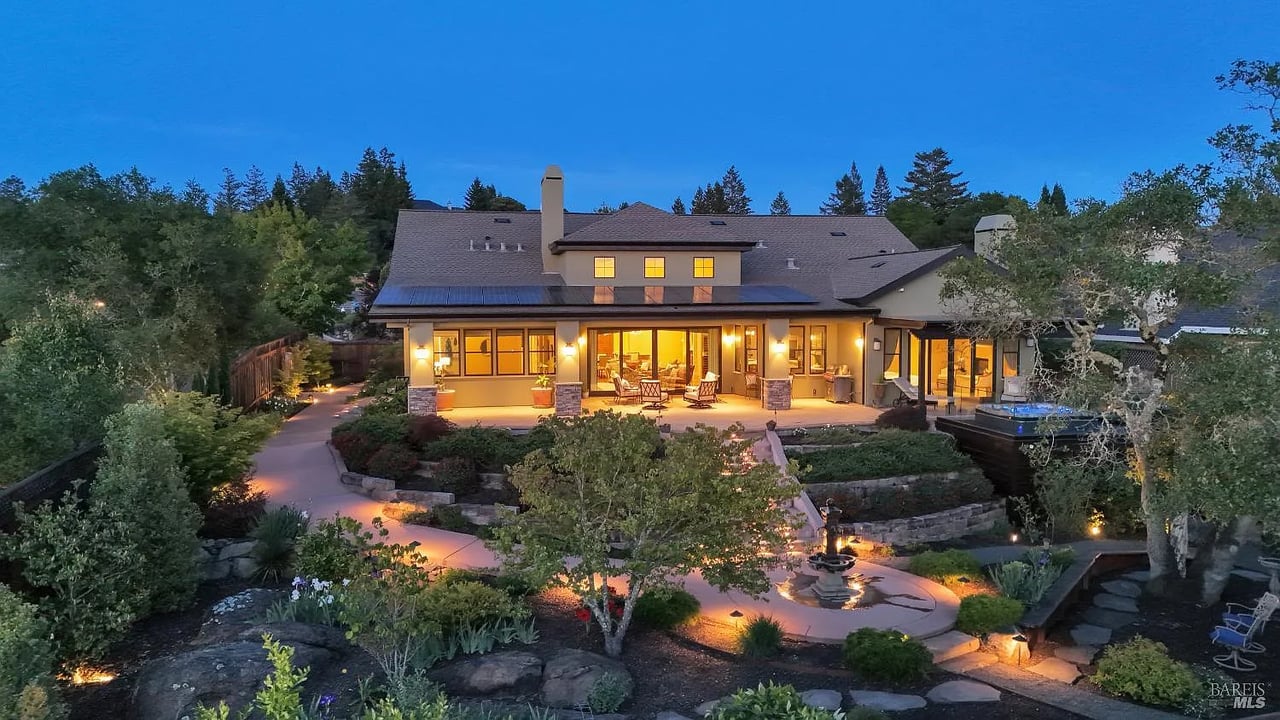  3799 Shillingford Pl - Santa Rosa