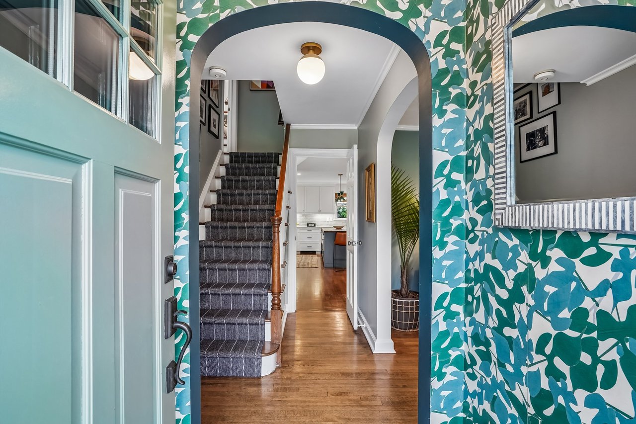 11 Kendal Avenue