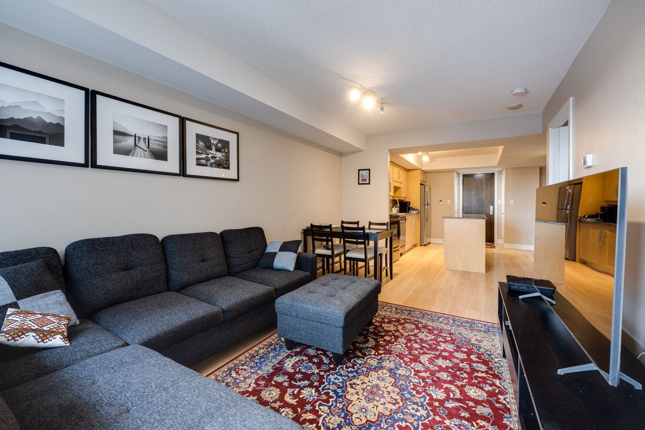20 Blue Jays Way Unit 1705
