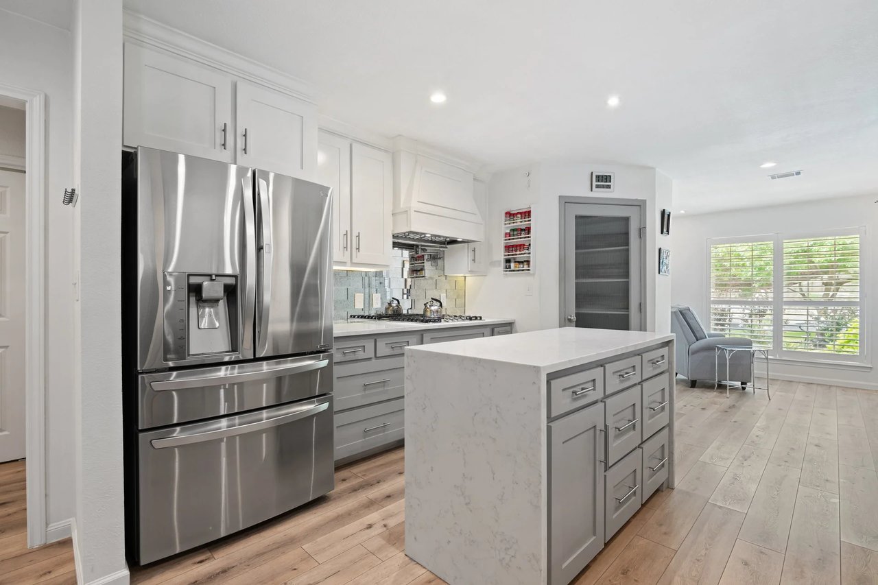 1709 Crested Butte Dr - Westlake Hills Single-Story Legacy Estate on Half-Acre
