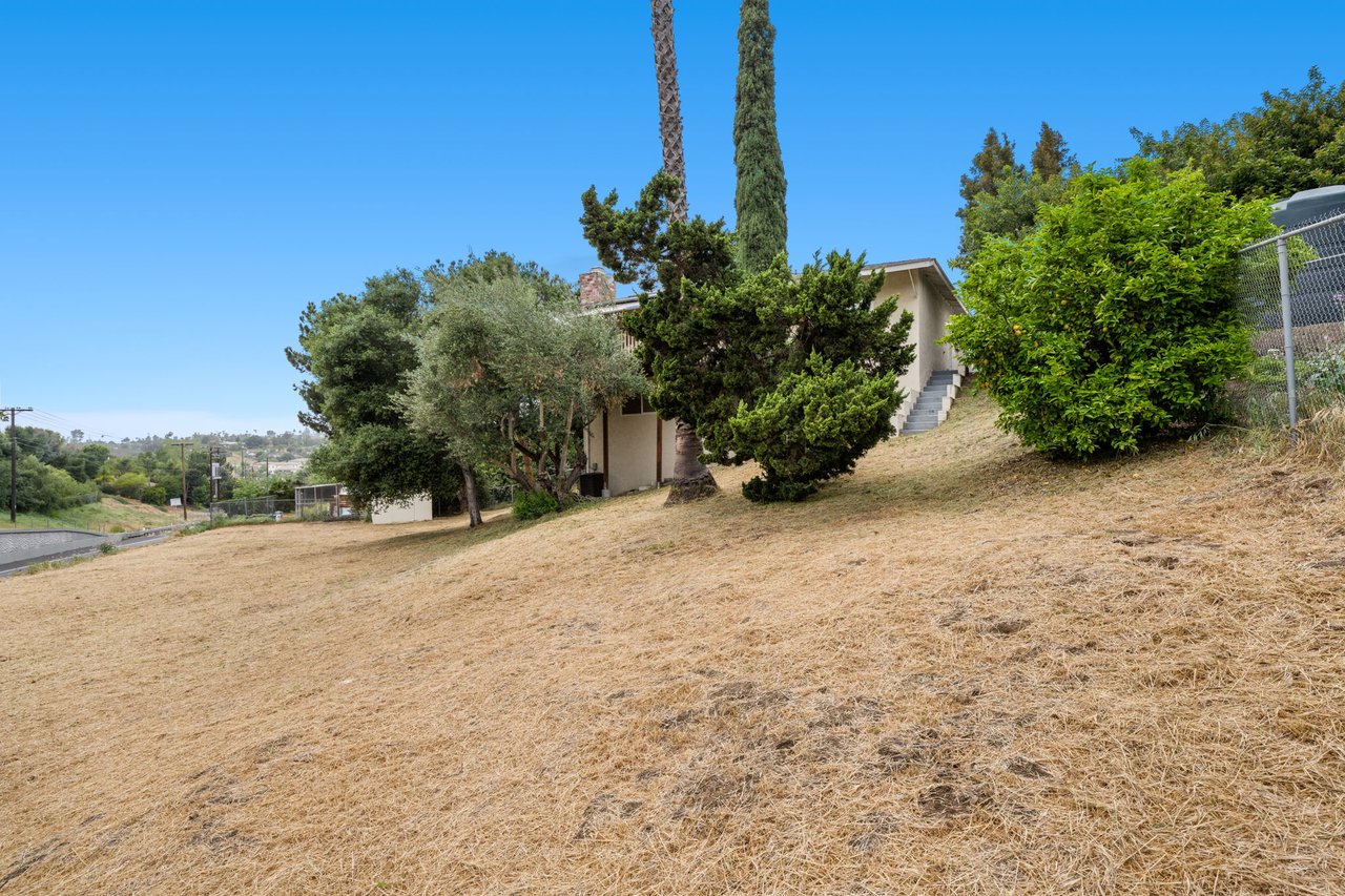 1973 Kinross Ct