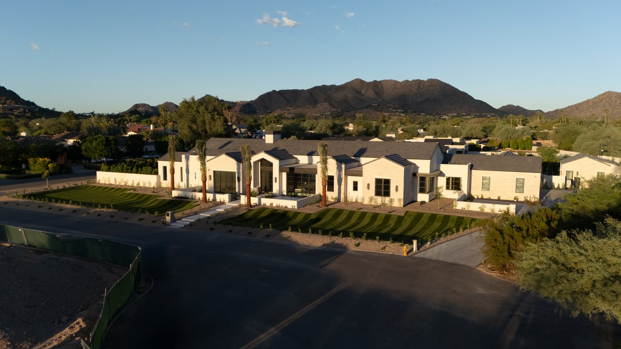 5636 E CABALLO DR