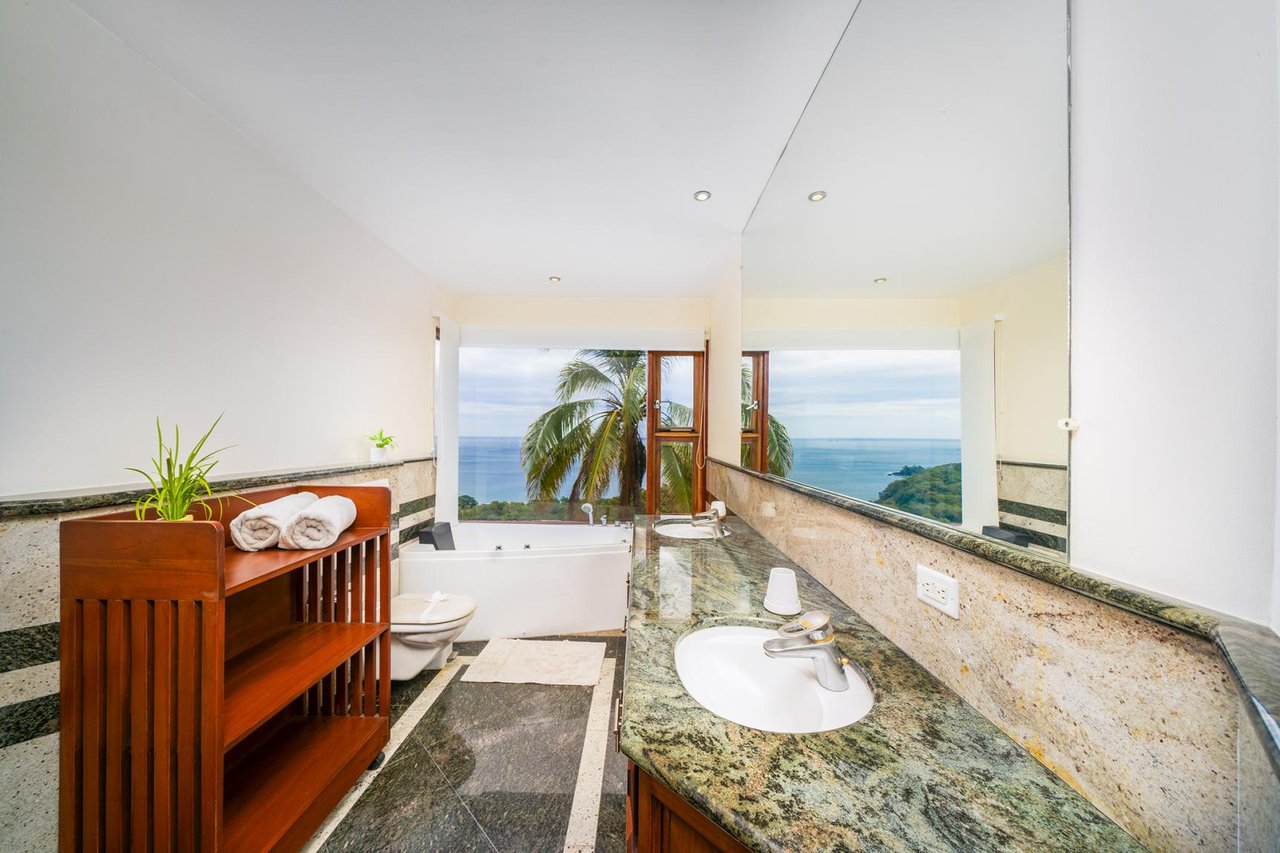Casa Nikita | 4-Bedroom Ocean View Villa with Pool Near Potrero Beach
