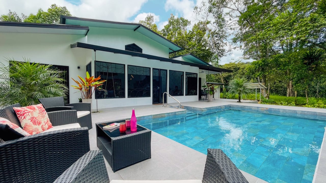 Contemporary Jungle Retreat in Tres Rios, Costa Rica