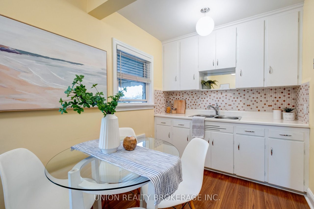 22 Harris Park Dr