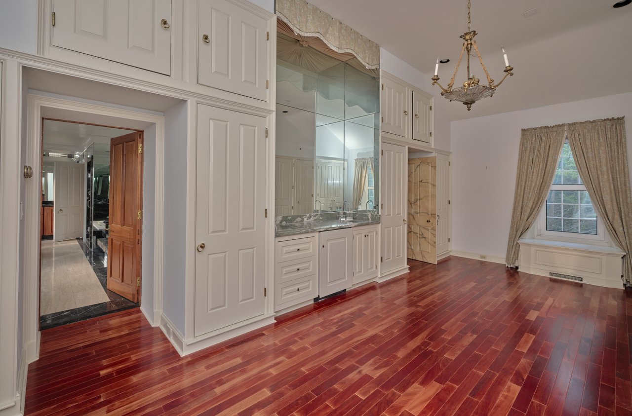 Seven Pines Estate 
