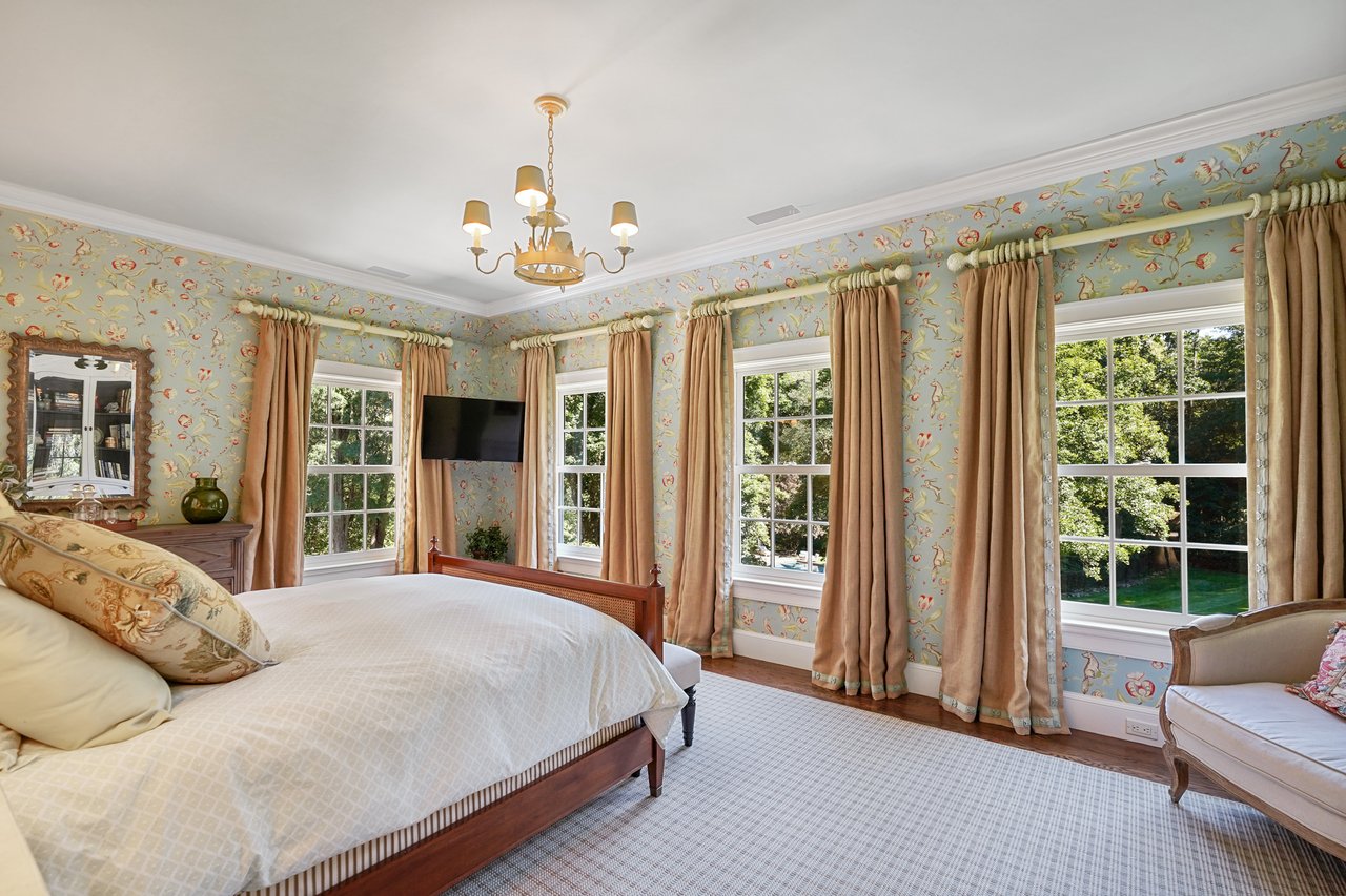 29 Upper Hook Road