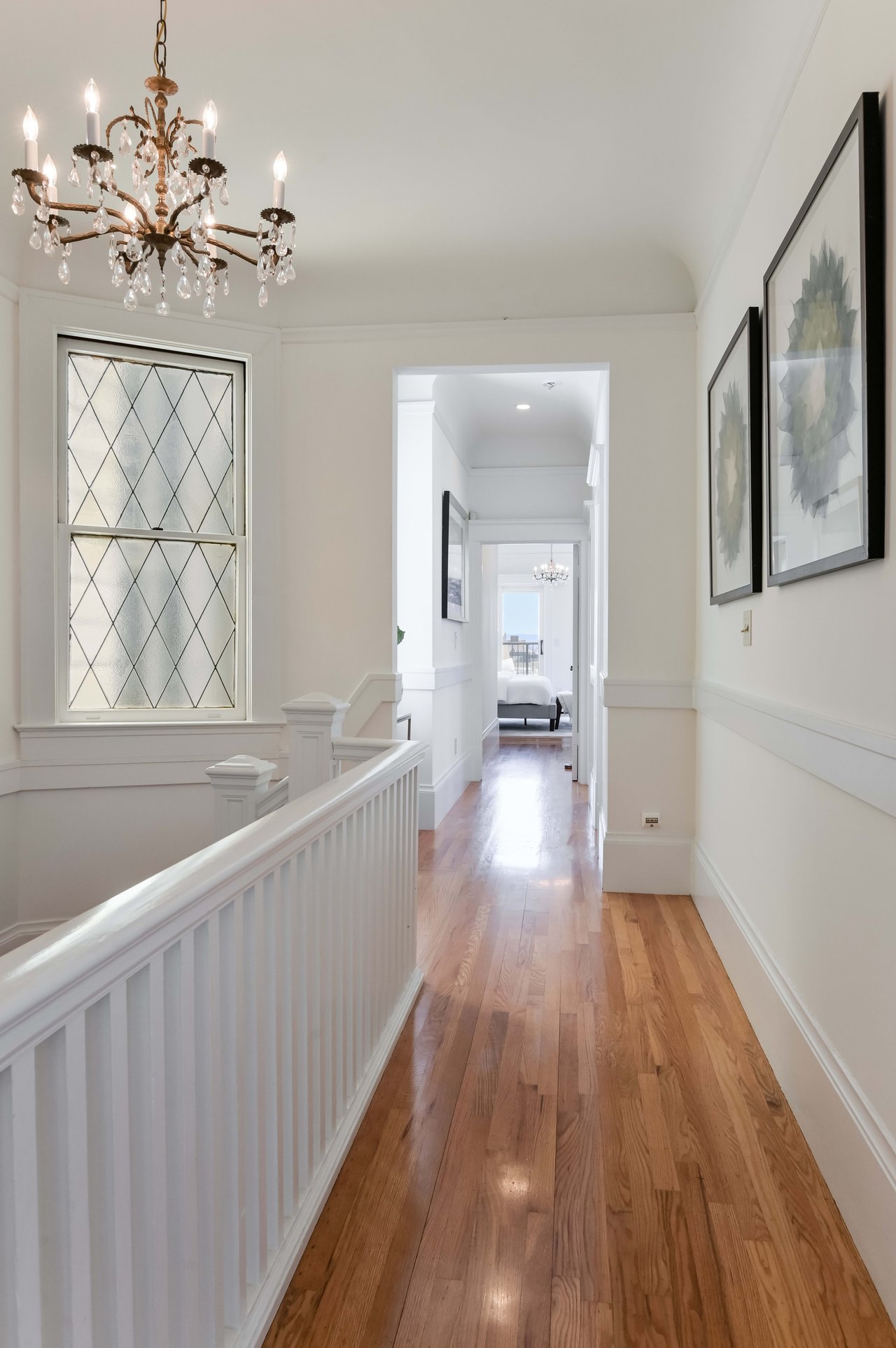 Renovated 5BD Nob Hill Home
