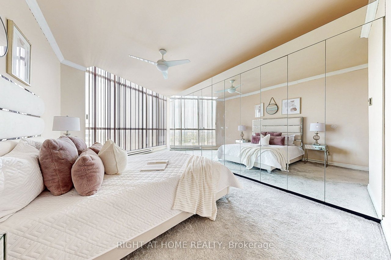 PENTHOUSE IN PRIME NORTH YORK 