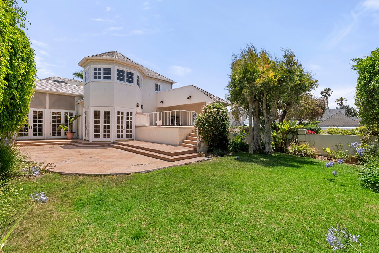 201 N Palm Dr, Beverly Hills 