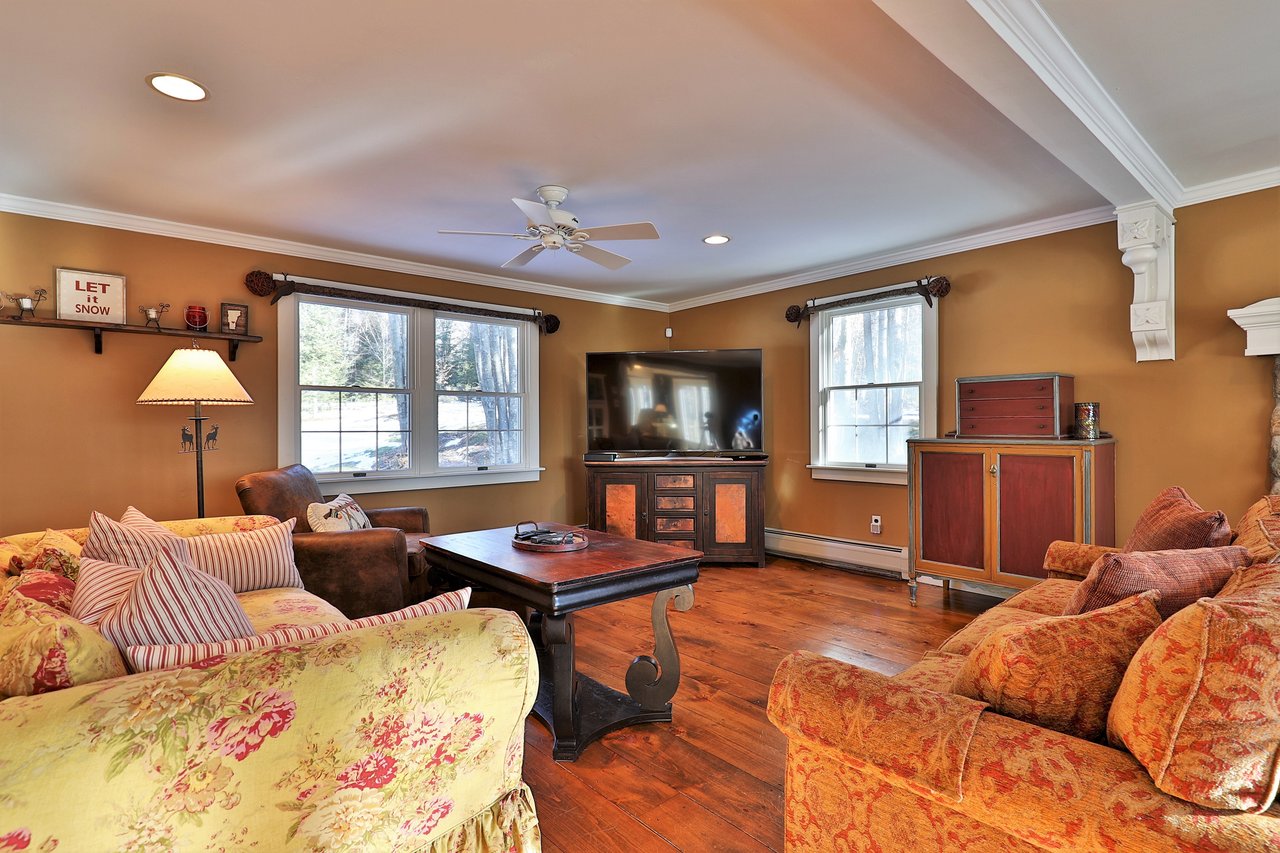 71 South Hill Crossroad