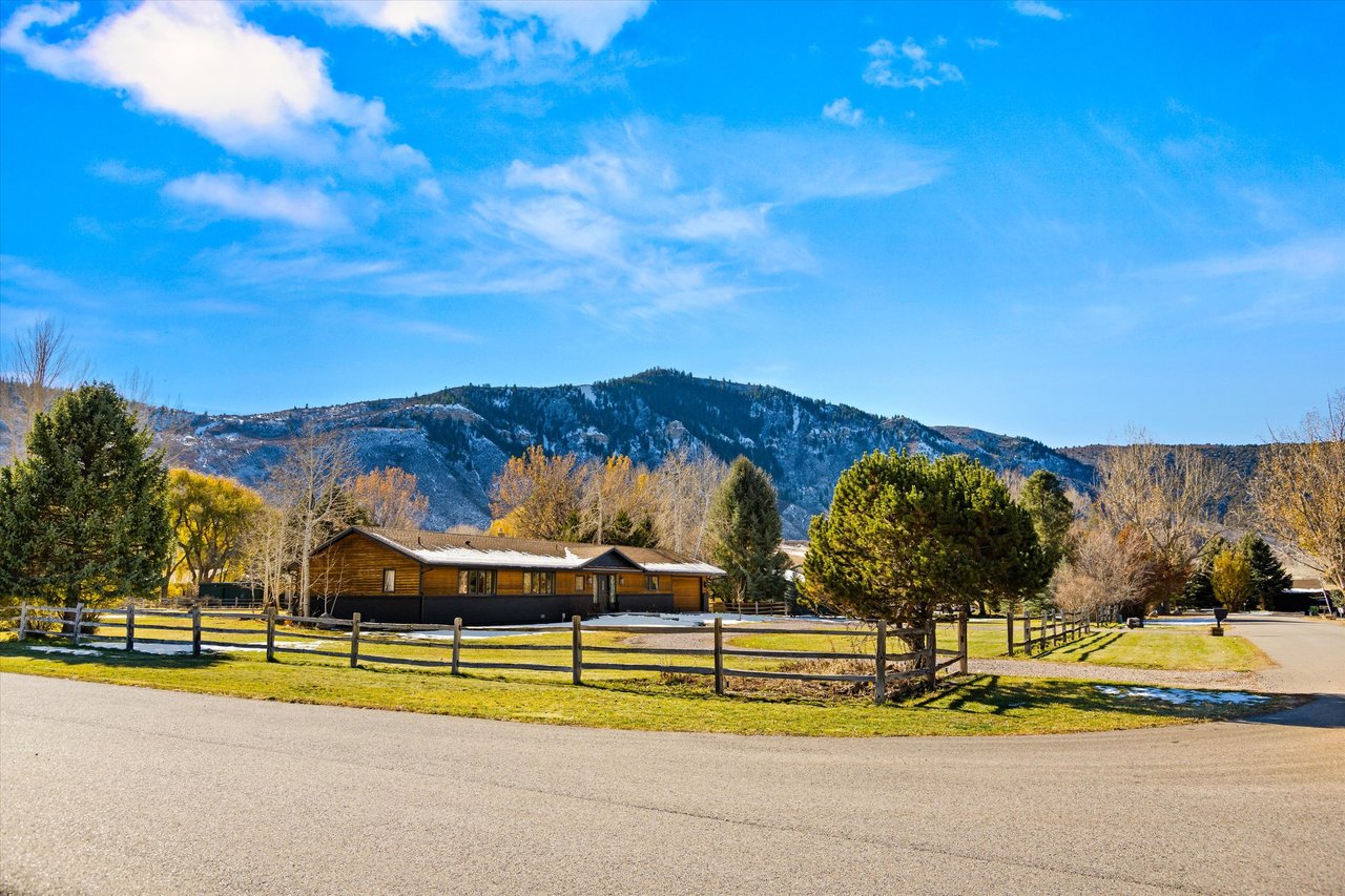 Beautifully Remodeled Home in the Heart of the Valley