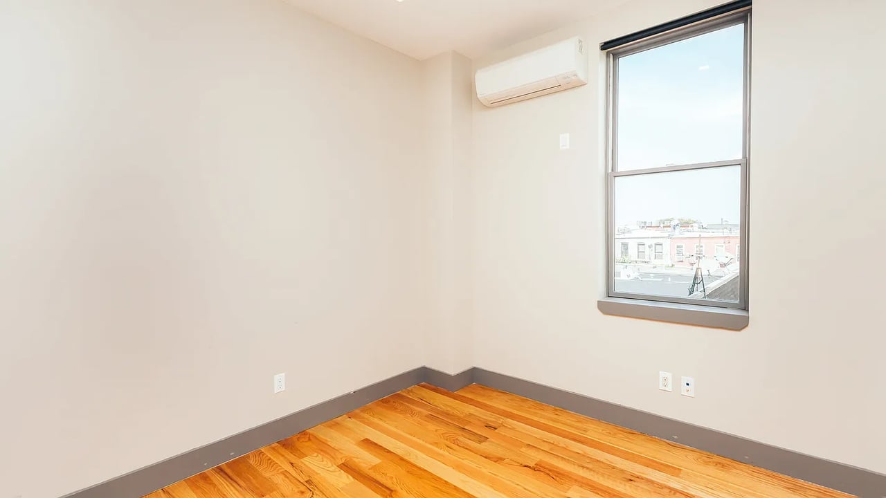 337 Melrose Street 1F