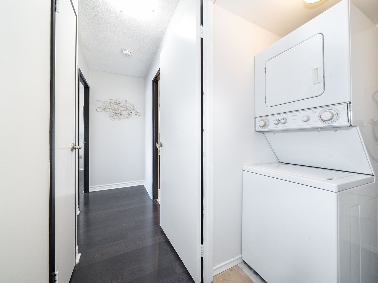 7420 Bathurst Street, 1602