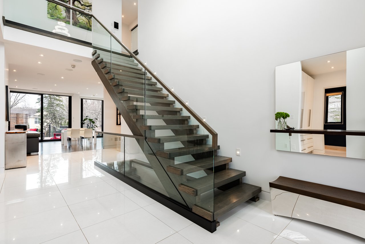 1388 Acton Crescent