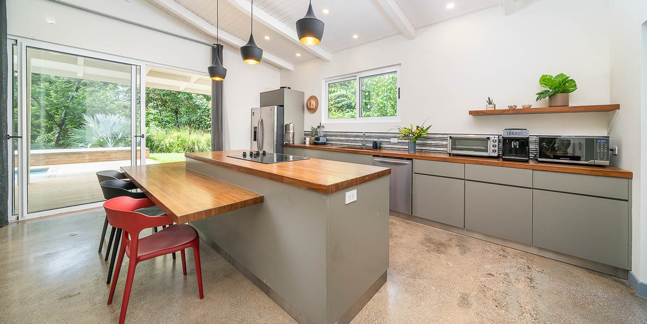 Las Ventanas 44 | Exquisite Caribbean-Style Pool Home in Playa Grande